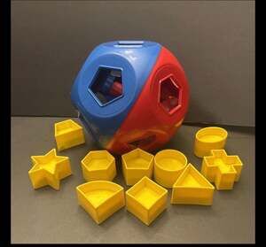 Vintage Tupperware Shape-O Ball Toy Sorter with 10 Shapes
